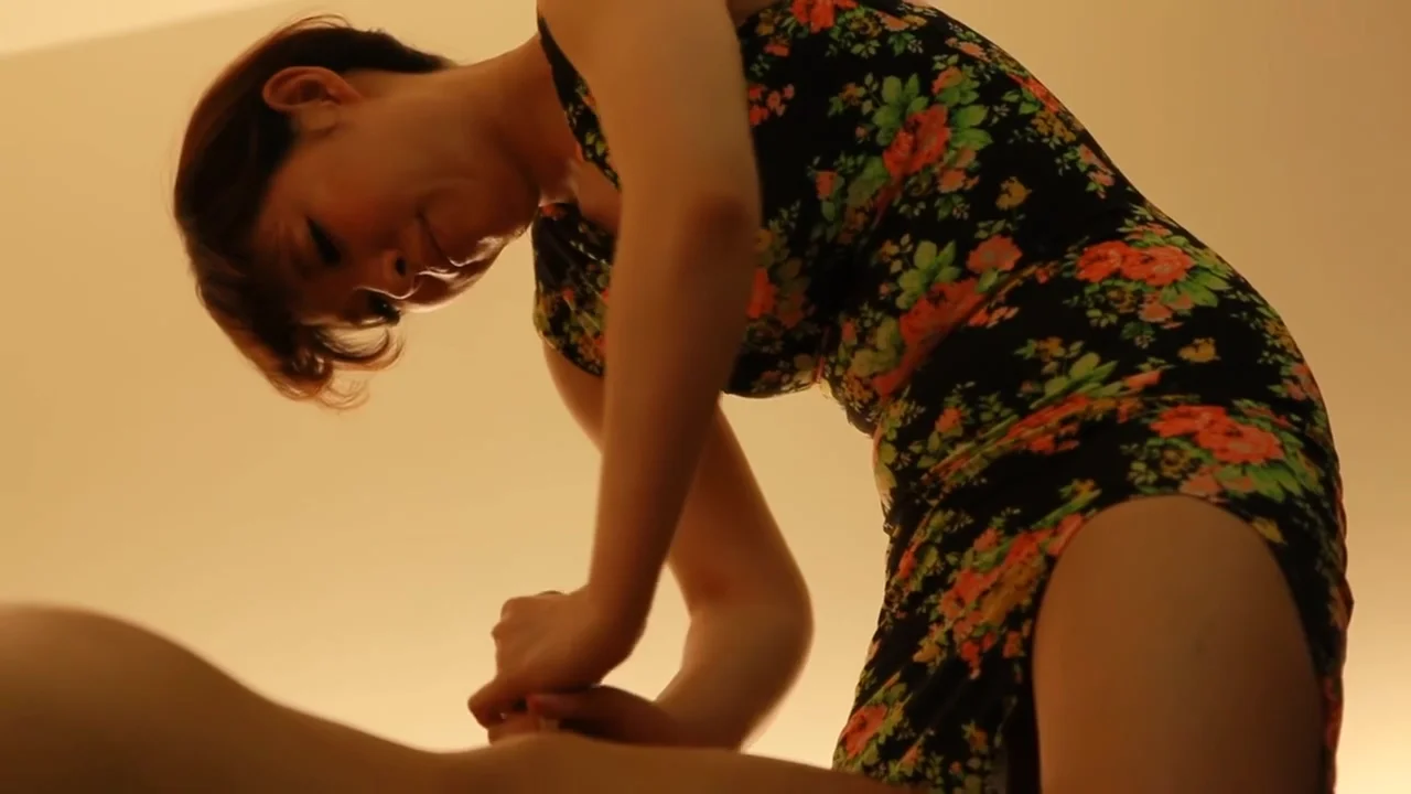 Asian Milf Hot Handjob Porn Scene
