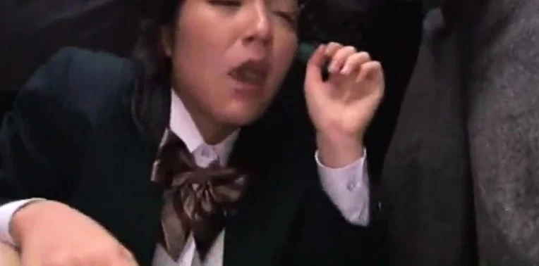 Japanese Bus Girls In Uniform Public 180287