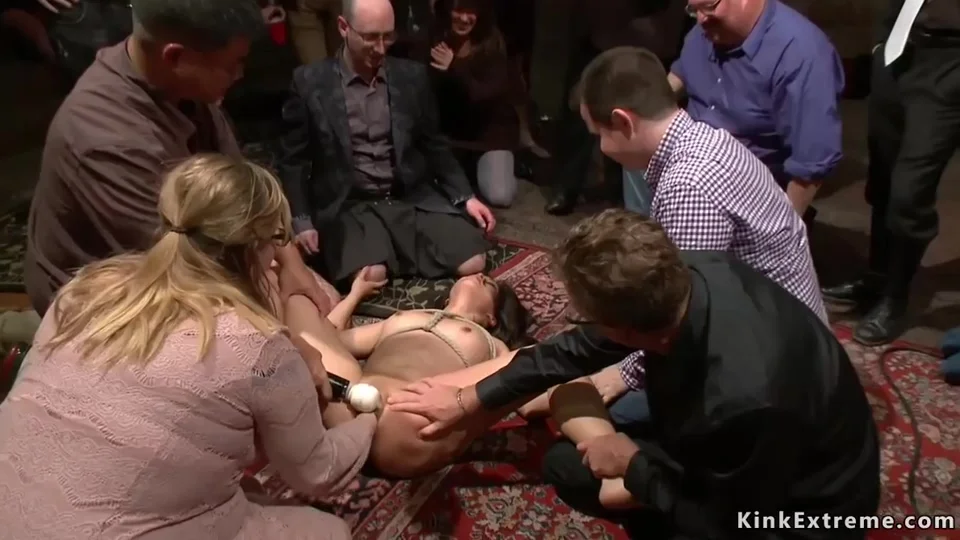 Lorelei Lee - Asian Slave Is Rough Nailed In Public