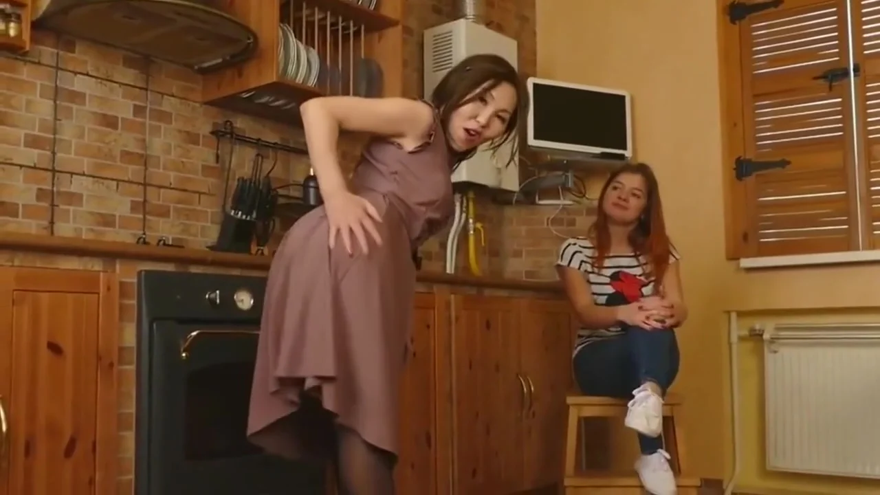 Asian Mature Step mom Seduce Girl On Kitchen