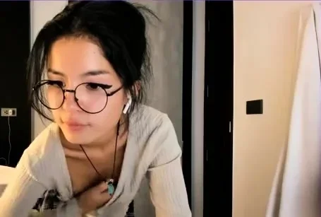 Pretty Japanese teen solo masturbation Uncensored