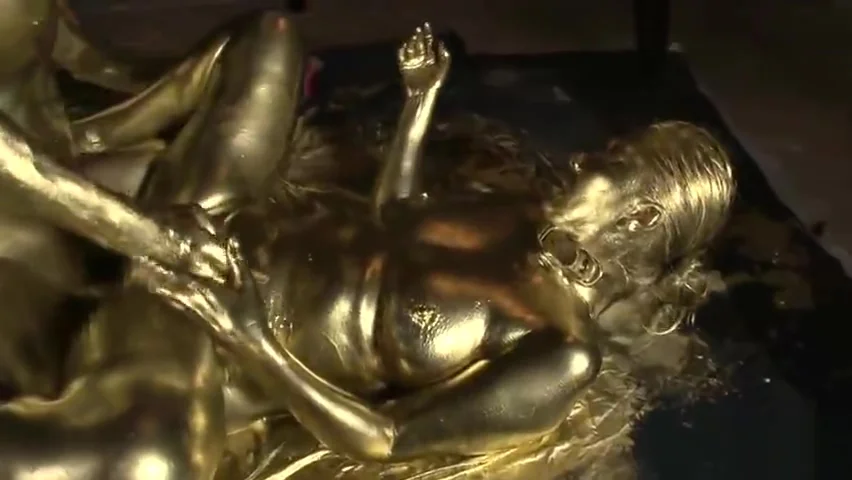 Heavenly Japanese MILF received a facial cumshot