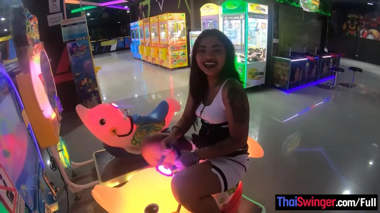 Thai amateur teen 18+ girlfriend plays with a vibrator toy after a day of fun