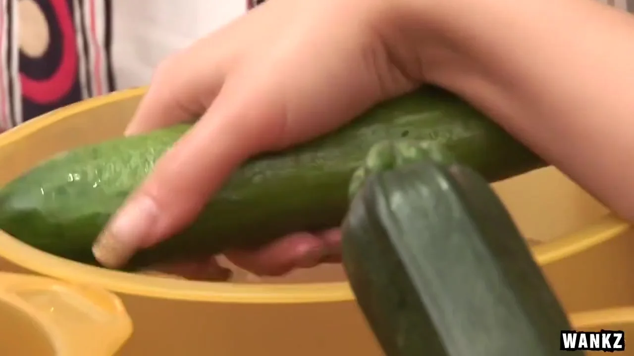 Genevive And Linda Lesbians Putting Vegetables Up Their Ass - Asian, Brunette