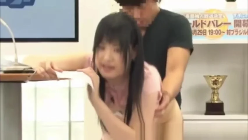 Asian babe gets her pussy pounded from behind