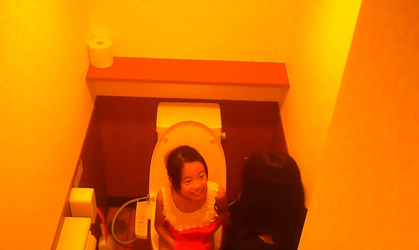 Asian Teen GF Cam Posing