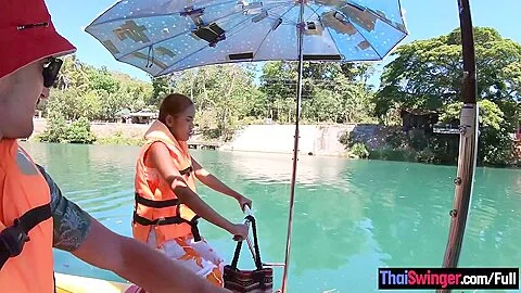 Big ass Thai amateur girlfriend doggystyle fucked by her big cock boyfriend