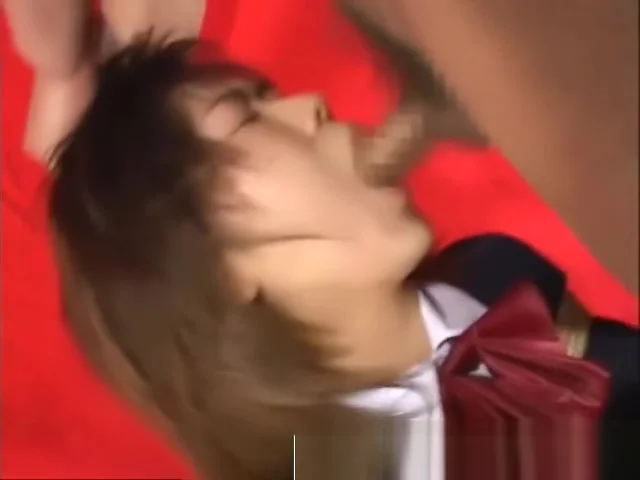 Amateur japanese teen 18+ gets bukkake after suckings cocks